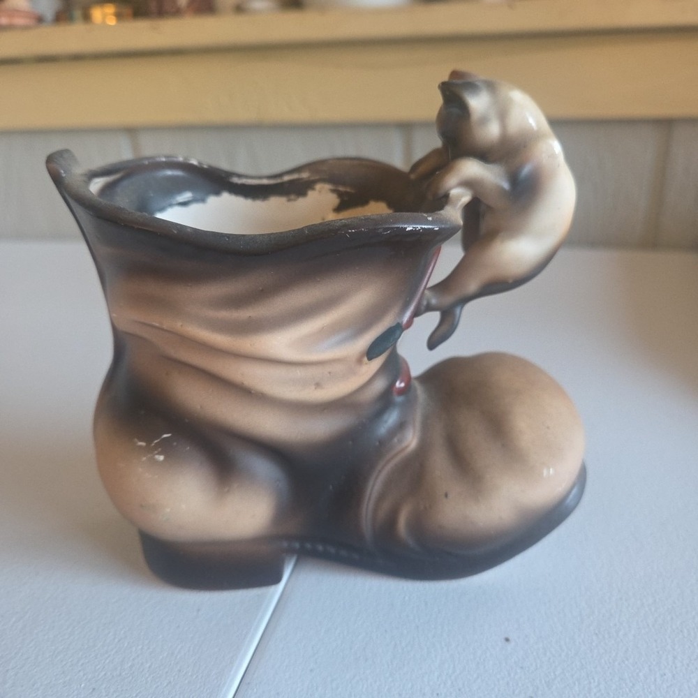 Vintage Ardco Planter Boot with Kitty Cat Climbing on Top Ceramic Planter c.1960